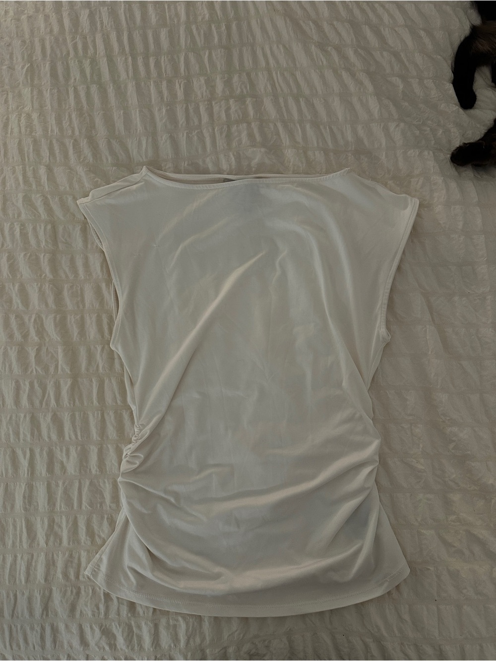 H&M White Sleeveless Ruched Tank Top